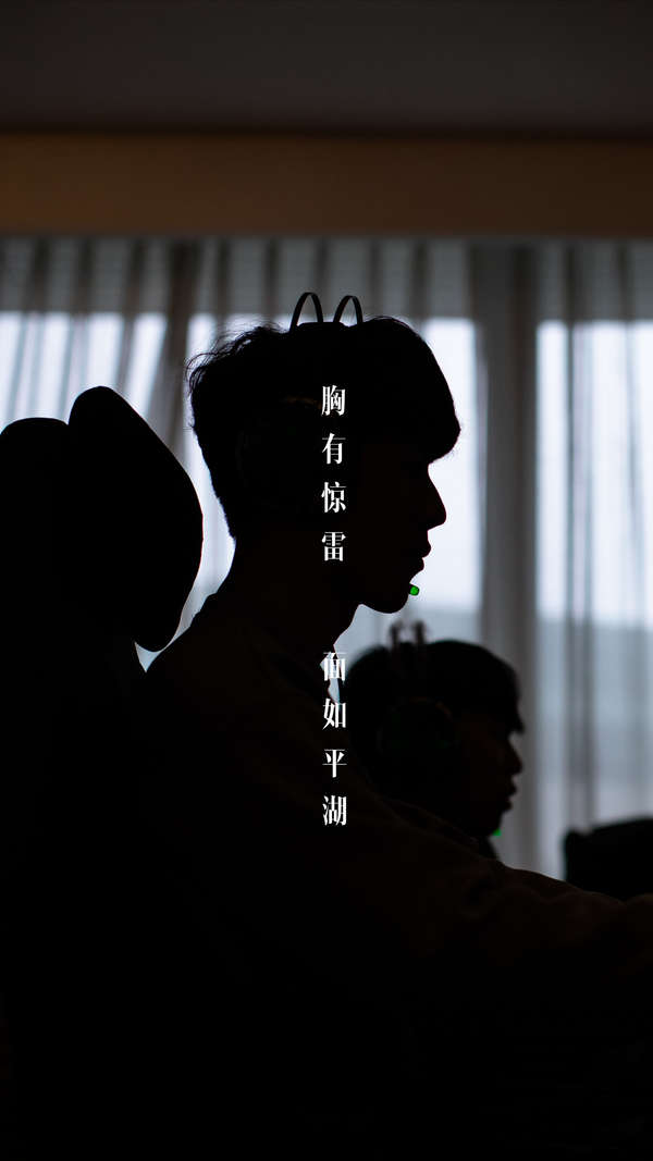 表现强硬 表现强硬