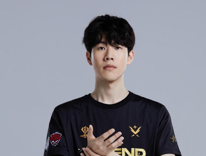 底线的每一 底线的每一